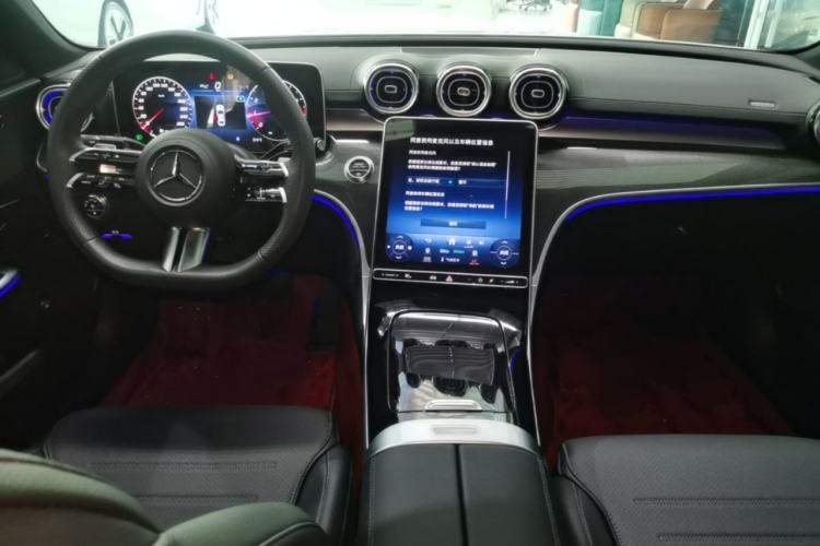 Used Mercedes-Benz C-Class 2024 Restyled C 260 L Sport Edition Center Console