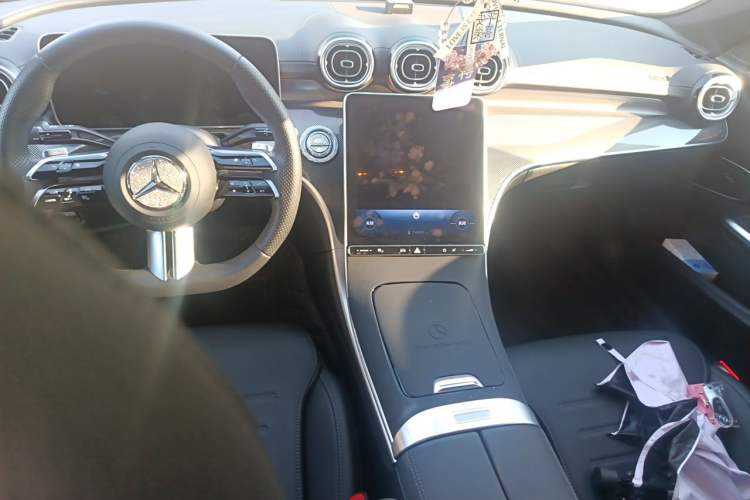 Used Mercedes-Benz C-Class 2024 C 260 L Sport Edition Center Console