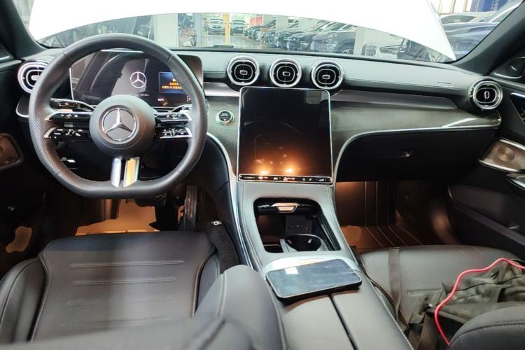 Used Mercedes-Benz C-Class 2024 Facelift C 260 L Night Edition Sport Version Center Console