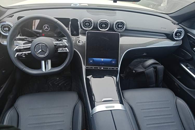 Used Mercedes-Benz C-Class 2024 Restyled C 260 L Sport Edition Center Console
