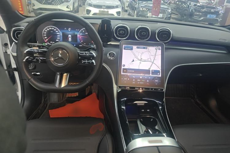 Used Mercedes-Benz C-Class 2024 C 200 L Sport Edition Center Console