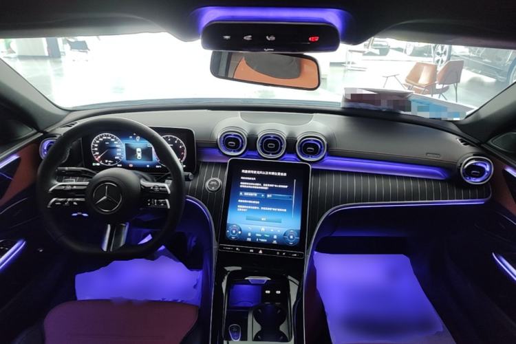 Used Mercedes-Benz C-Class 2024 Restyled C 260 L Sport Edition Center Console