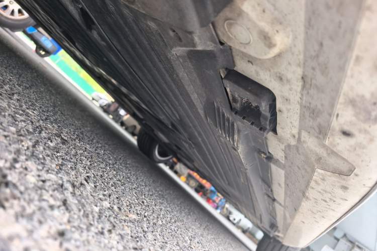 Used Mercedes-Benz C-Class 2024 Restyled C-Class 260 L Sport Edition Chassis Front Left