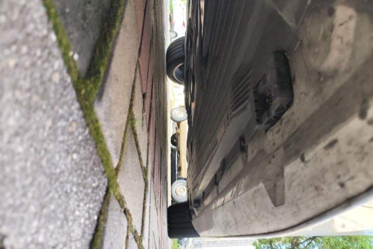 Used Mercedes-Benz C-Class 2024 Second Facelift C 260 L Sport Edition Chassis Front Left