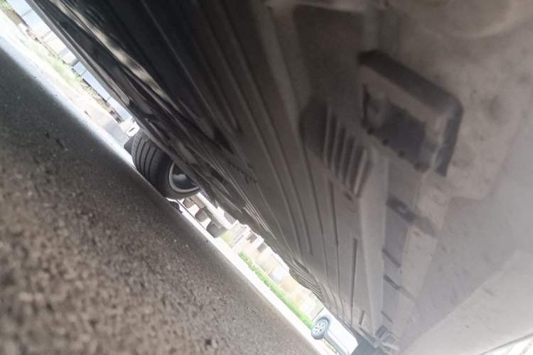 Used Mercedes-Benz C-Class 2024 Second Facelift C 260 L Starry Night Sport Edition Chassis Front Left
