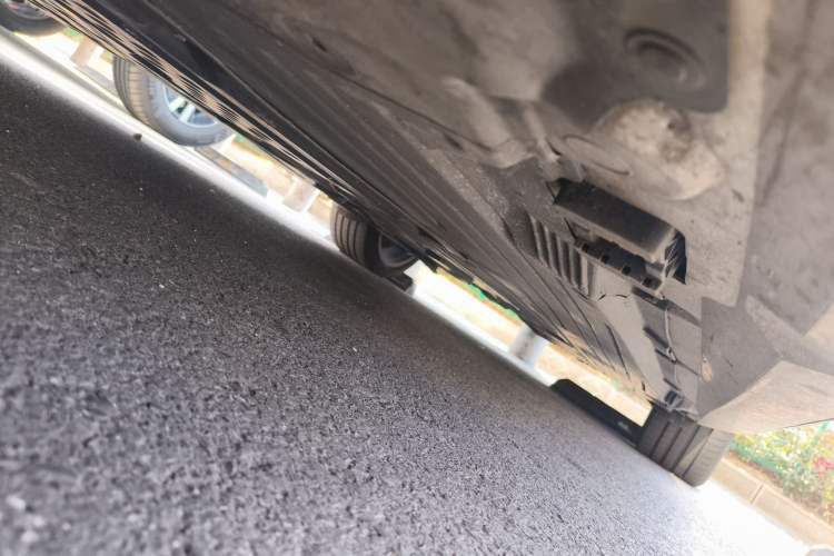 Used Mercedes-Benz C-Class 2024 C 200 L Sport Edition Chassis Front Left