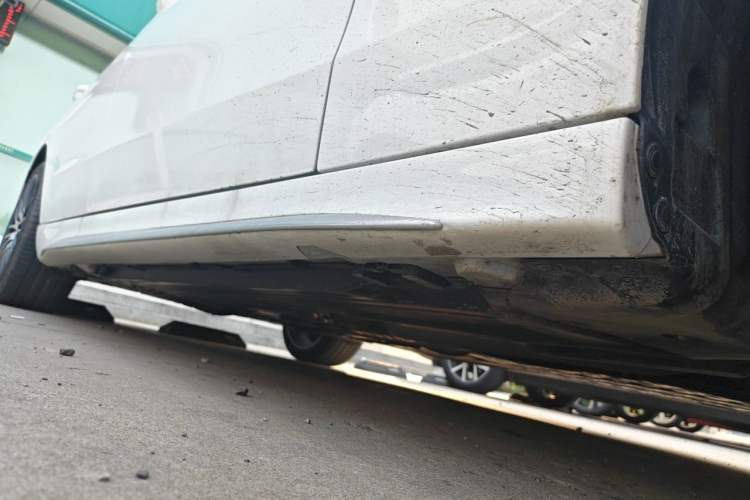 Used Mercedes-Benz C-Class 2024 Restyled C 260 L Sport Edition Chassis Front Right