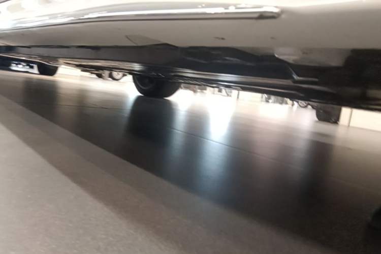 Used Mercedes-Benz C-Class 2024 Restyled C-Class 260 L Sport Edition Chassis Front Right