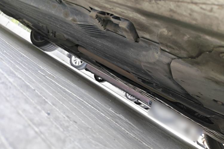 Used Mercedes-Benz C-Class 2024 C 200 L Sport Edition Chassis Front Right