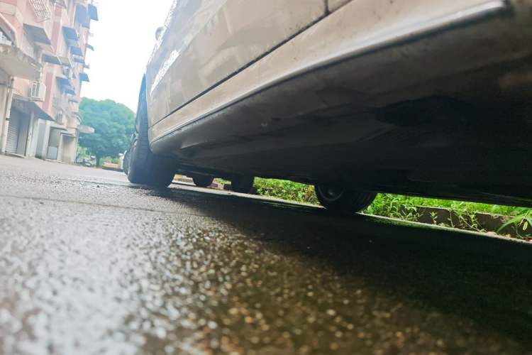 Used Mercedes-Benz C-Class 2024 C 200 L Sport Edition Chassis Front Right