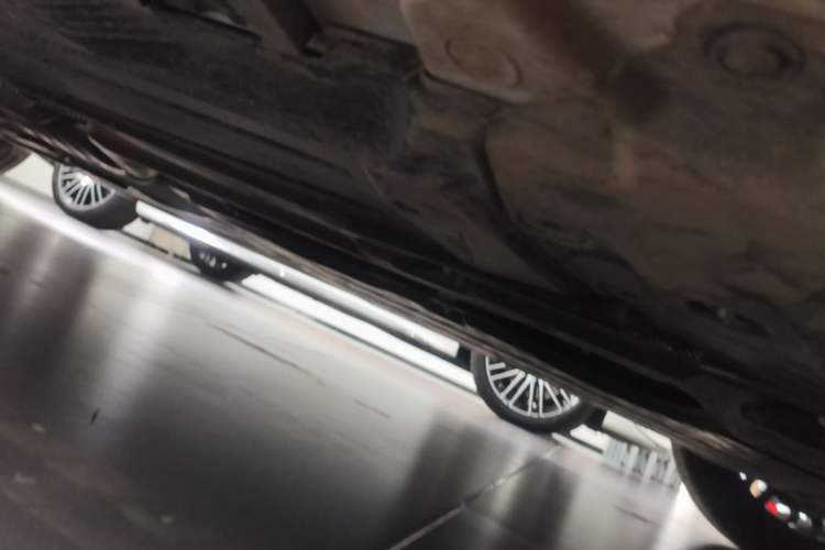 Used Mercedes-Benz C-Class 2024 C 260 L Sport Edition Chassis Front Right