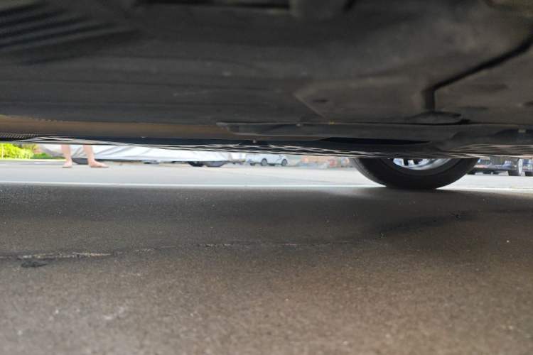 Used Mercedes-Benz C-Class 2024 Second Facelift C 260 L Sport Edition Chassis Front Right