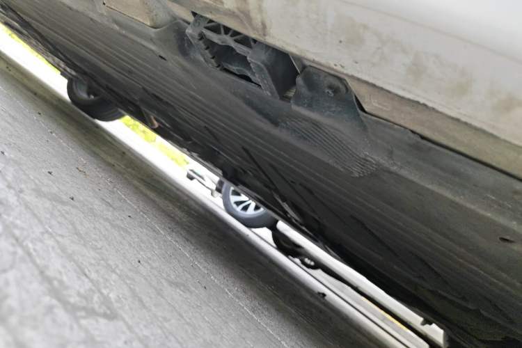 Used Mercedes-Benz C-Class 2024 C 200 L Sport Edition Chassis Rear Left