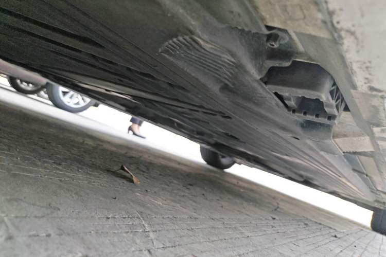 Used Mercedes-Benz C-Class 2024 C 200 L Sport Edition Chassis Rear Right