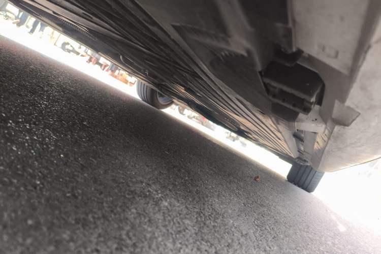 Used Mercedes-Benz C-Class 2024 C 200 L Sport Edition Chassis Rear Right