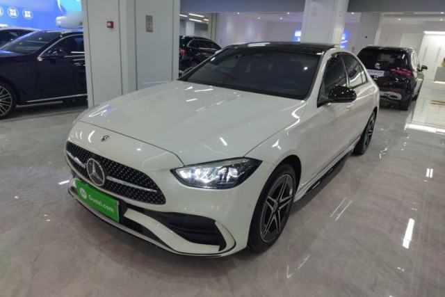 Ojetý Mercedes-Benz C-Class 2024 Facelift C 260 L Night Edition Sport Version