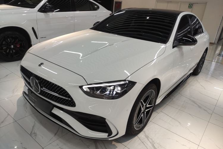 Mercedes-Benz C-Class 2024 Facelifted C-Class 260 L Night Edition Sports Version