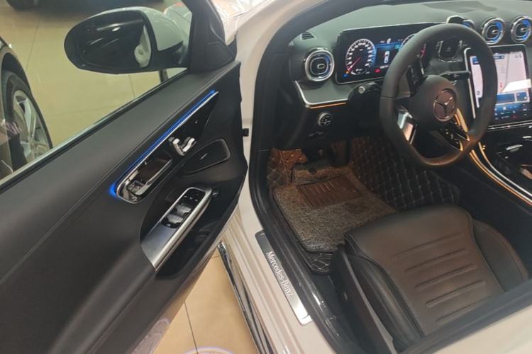Used Mercedes-Benz C-Class 2024 Restyled C-Class 260 L Sport Edition Driver Seat