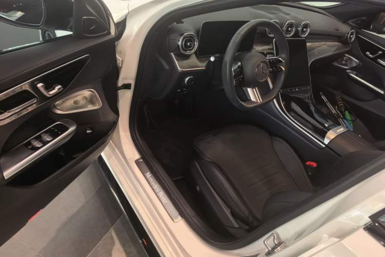 Used Mercedes-Benz C-Class 2024 C 260 L Brilliant Night Sports Edition Driver Seat