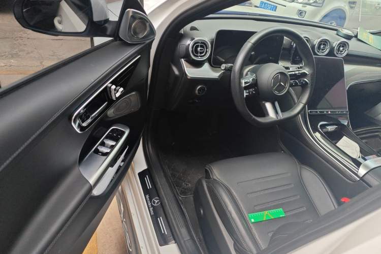 Used Mercedes-Benz C-Class 2024 C 200 L Sport Edition Driver Seat