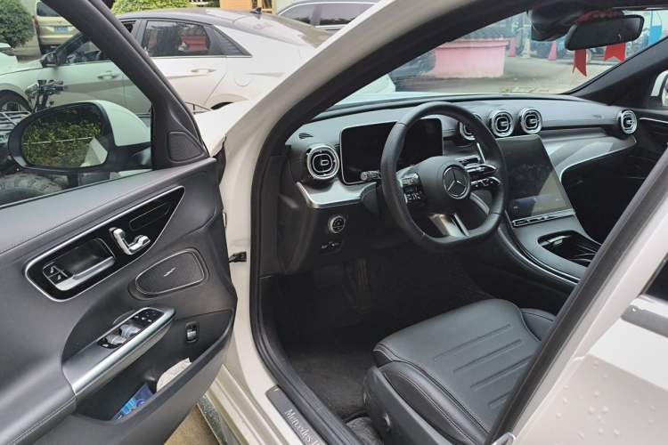 Used Mercedes-Benz C-Class 2024 Restyled C-Class 260 L Sport Edition Driver Seat