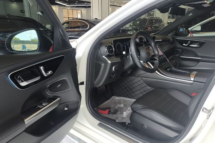 Used Mercedes-Benz C-Class 2024 C 200 L Sport Edition Driver Seat