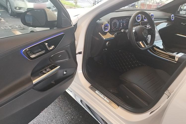 Used Mercedes-Benz C-Class 2024 Restyled C-Class 260 L Sport Edition Driver Seat