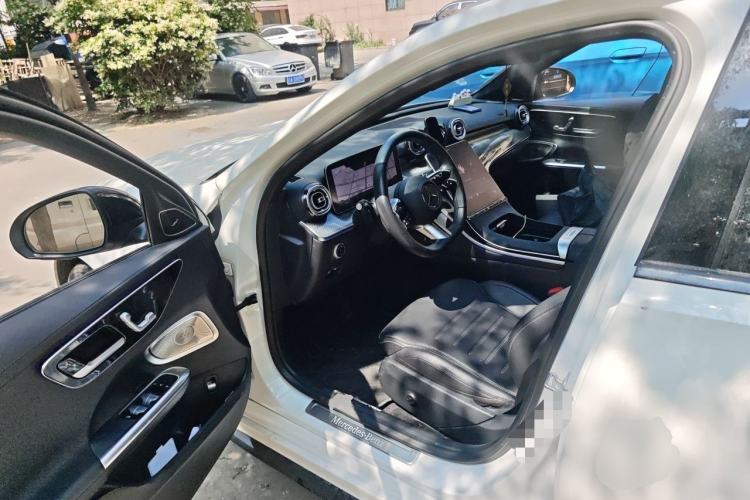 Used Mercedes-Benz C-Class 2024 Facelifted C-Class 260 L Night Edition Sports Version Driver Seat