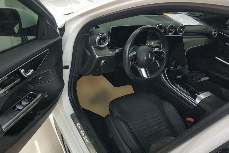 Used Mercedes-Benz C-Class 2024 Restyled C 260 L Sport Edition Driver Seat
