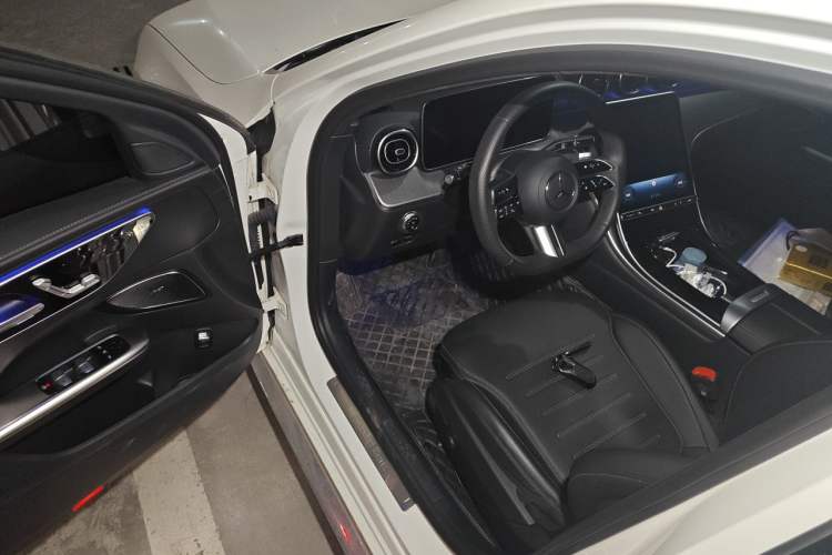 Used Mercedes-Benz C-Class 2024 C 200 L Sport Edition Driver Seat