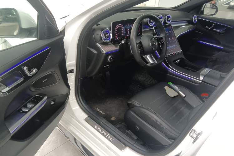 Used Mercedes-Benz C-Class 2024 Restyled C 260 L Sport Edition Driver Seat