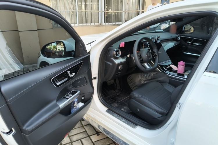 Used Mercedes-Benz C-Class 2024 Second Facelift C 260 L Sport Edition Driver Seat