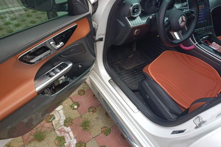 Used Mercedes-Benz C-Class 2024 Restyled C-Class 260 L Sport Edition Driver Seat