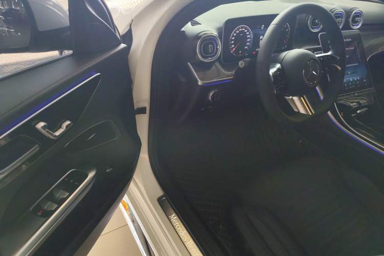 Used Mercedes-Benz C-Class 2024 Restyled C-Class 260 L Sport Edition Driver Seat