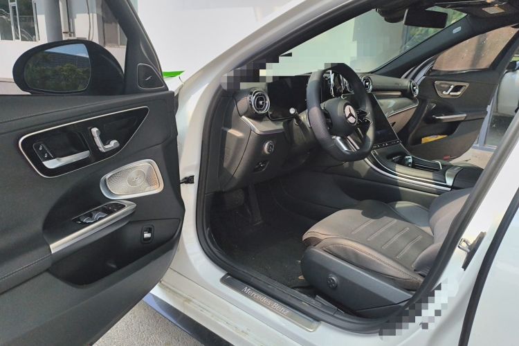 Used Mercedes-Benz C-Class 2024 Facelift C 260 L Night Edition Sport Version Driver Seat