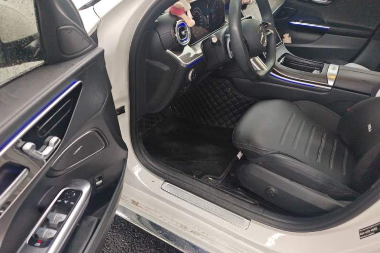 Used Mercedes-Benz C-Class 2024 C 260 L Sport Edition Driver Seat