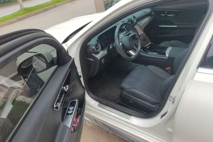 Used Mercedes-Benz C-Class 2024 Restyled C-Class 260 L Sport Edition Driver Seat