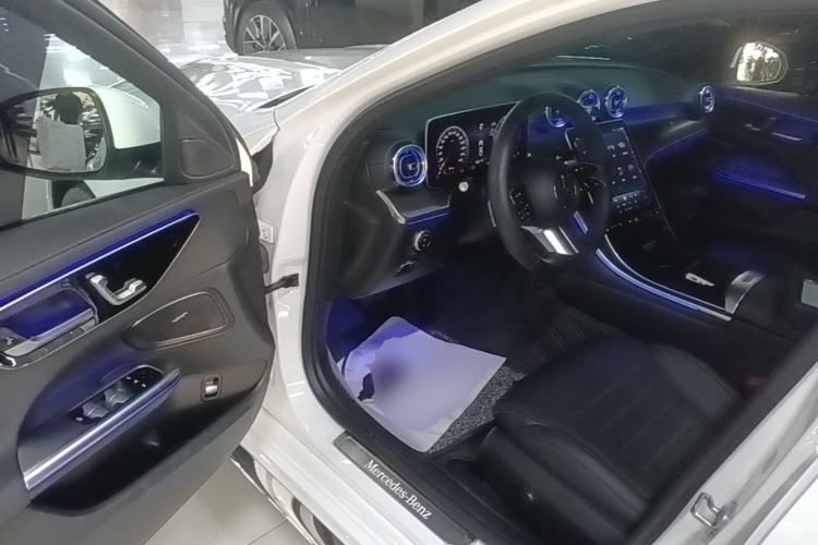 Used Mercedes-Benz C-Class 2024 Second Facelift C 260 L Sport Edition Driver Seat