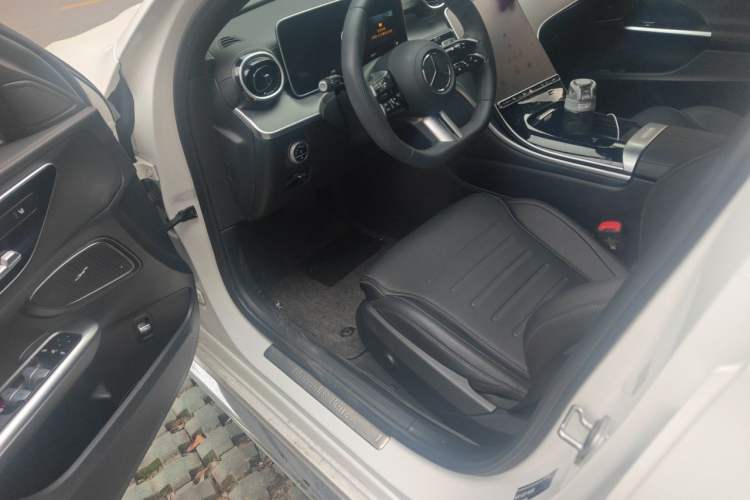 Used Mercedes-Benz C-Class 2024 Restyled C 200 L Sport Edition Driver Seat