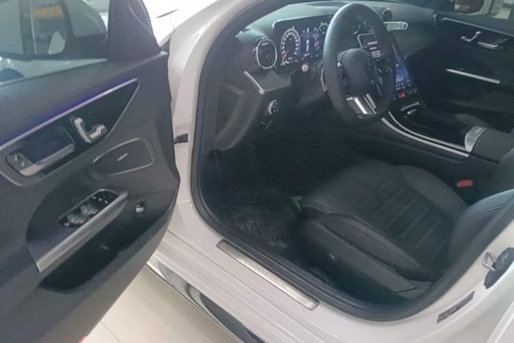 Used Mercedes-Benz C-Class 2024 C 200 L Sport Edition Driver Seat