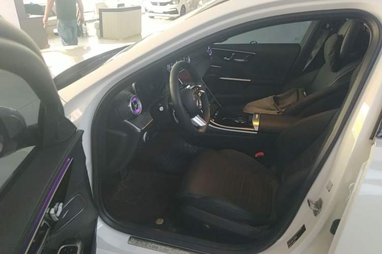 Used Mercedes-Benz C-Class 2024 C 200 L Sport Edition Driver Seat