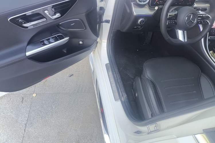 Used Mercedes-Benz C-Class 2024 Restyled C-Class 260 L Sport Edition Driver Seat