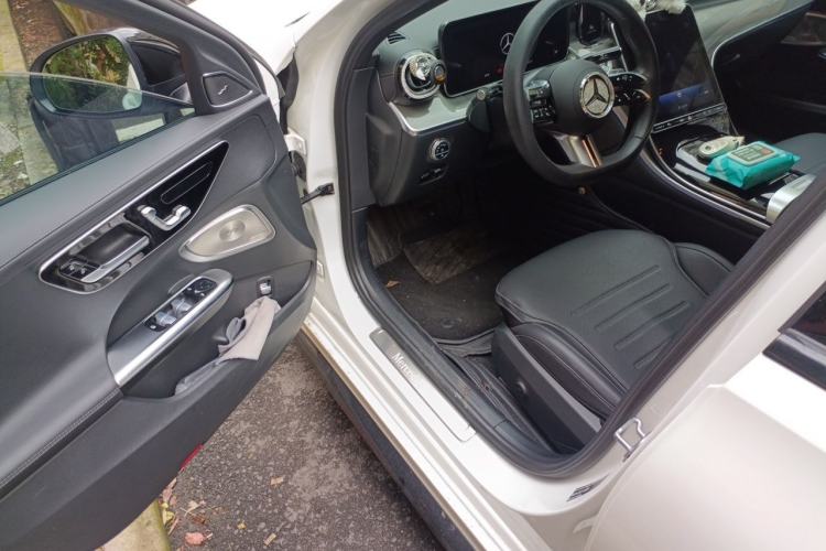 Used Mercedes-Benz C-Class 2024 Facelift C 260 L Night Edition Sport Version Driver Seat