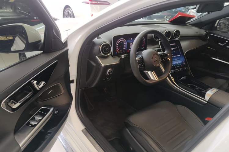 Used Mercedes-Benz C-Class 2024 Restyled C 200 L Sport Edition Driver Seat
