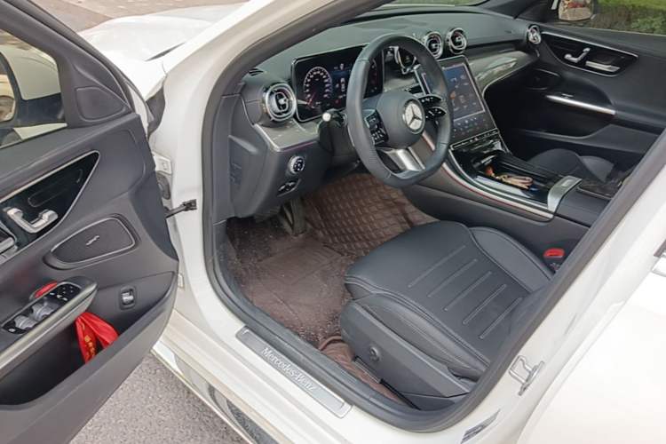 Used Mercedes-Benz C-Class 2024 Restyled C-Class 260 L Sport Edition Driver Seat