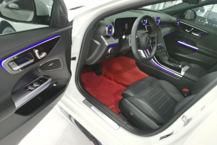 Used Mercedes-Benz C-Class 2024 Restyled C 260 L Sport Edition Driver Seat