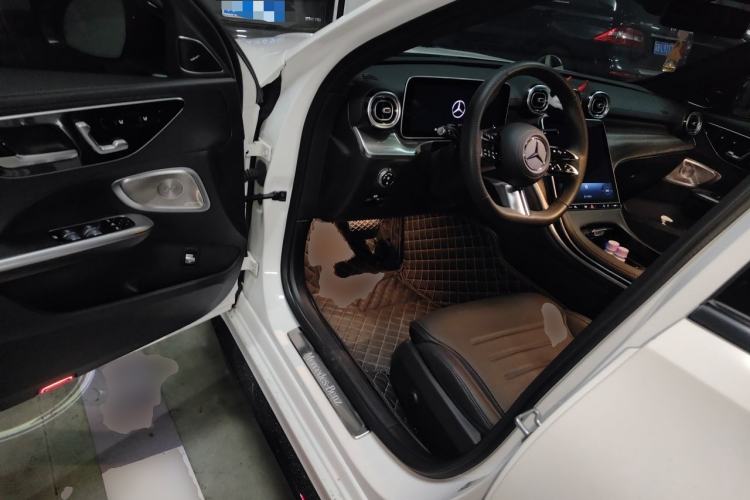 Used Mercedes-Benz C-Class 2024 Facelifted C-Class 260 L Night Edition Sports Version Driver Seat