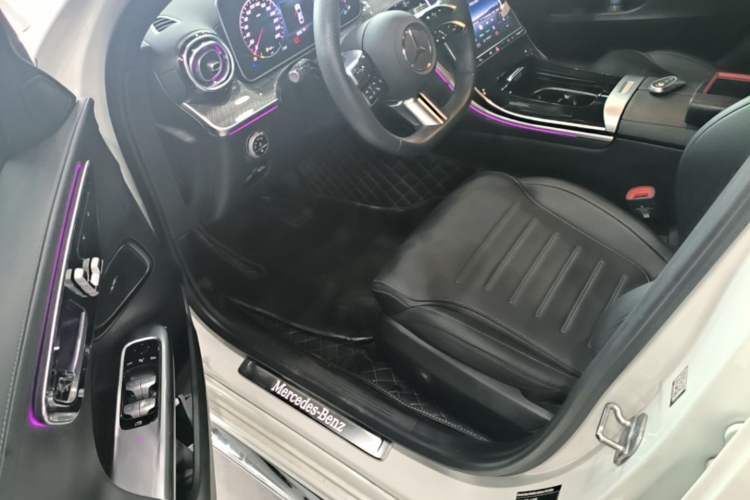 Used Mercedes-Benz C-Class 2024 Restyled C-Class 260 L Sport Edition Driver Seat