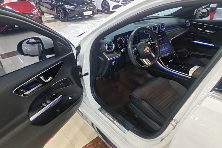 Used Mercedes-Benz C-Class 2024 Second Facelift C 260 L Sport Edition Driver Seat