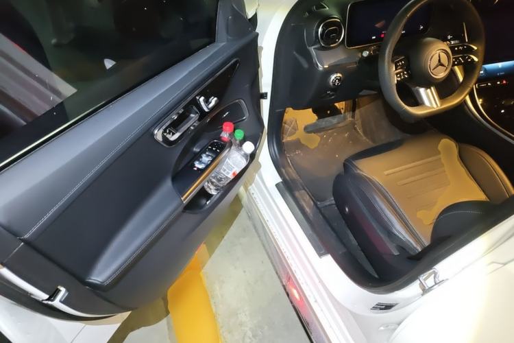 Used Mercedes-Benz C-Class 2024 C 200 L Sport Edition Driver Seat